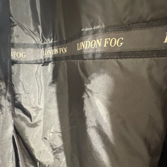 Men's London Fog Classic Water-Resistent Black Trench Coat Size Medium Regular - Picture 4 of 9